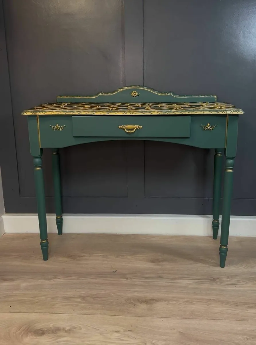 Emerald Elegance Table 98×42 cm, height 76 cm - Image 2