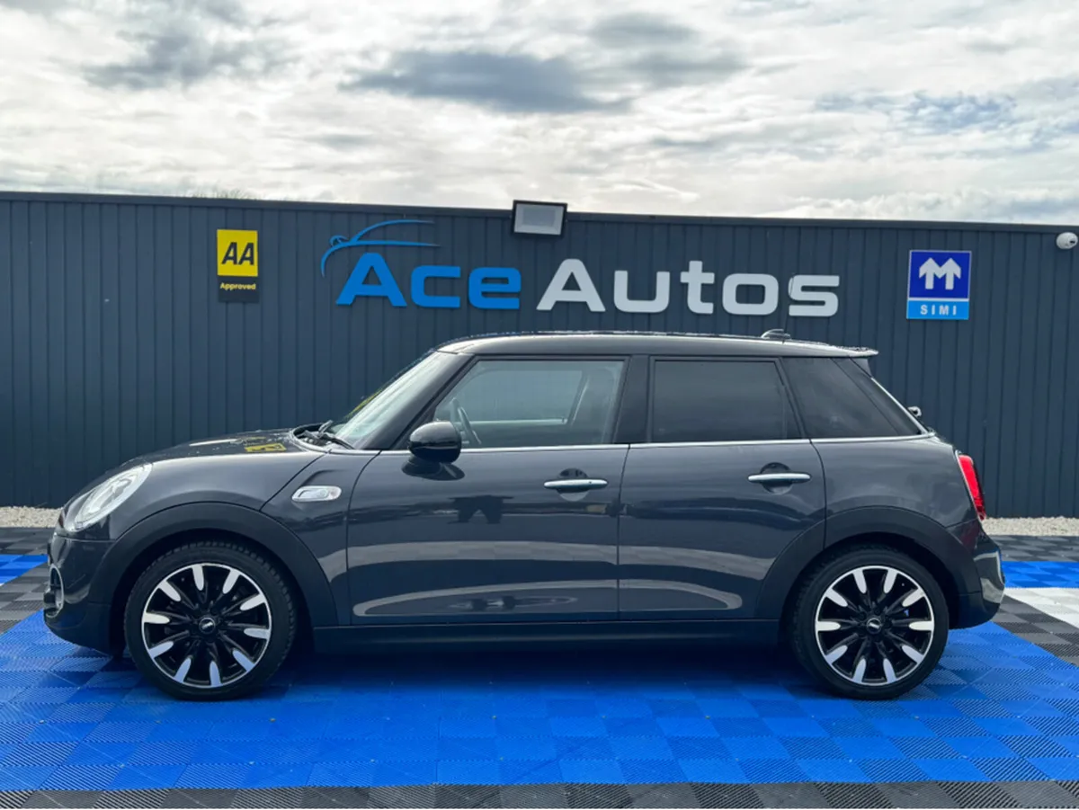 Mini Cooper SD - 2.0L DIESEL - AUTO - 12M WARRANTY - Image 3