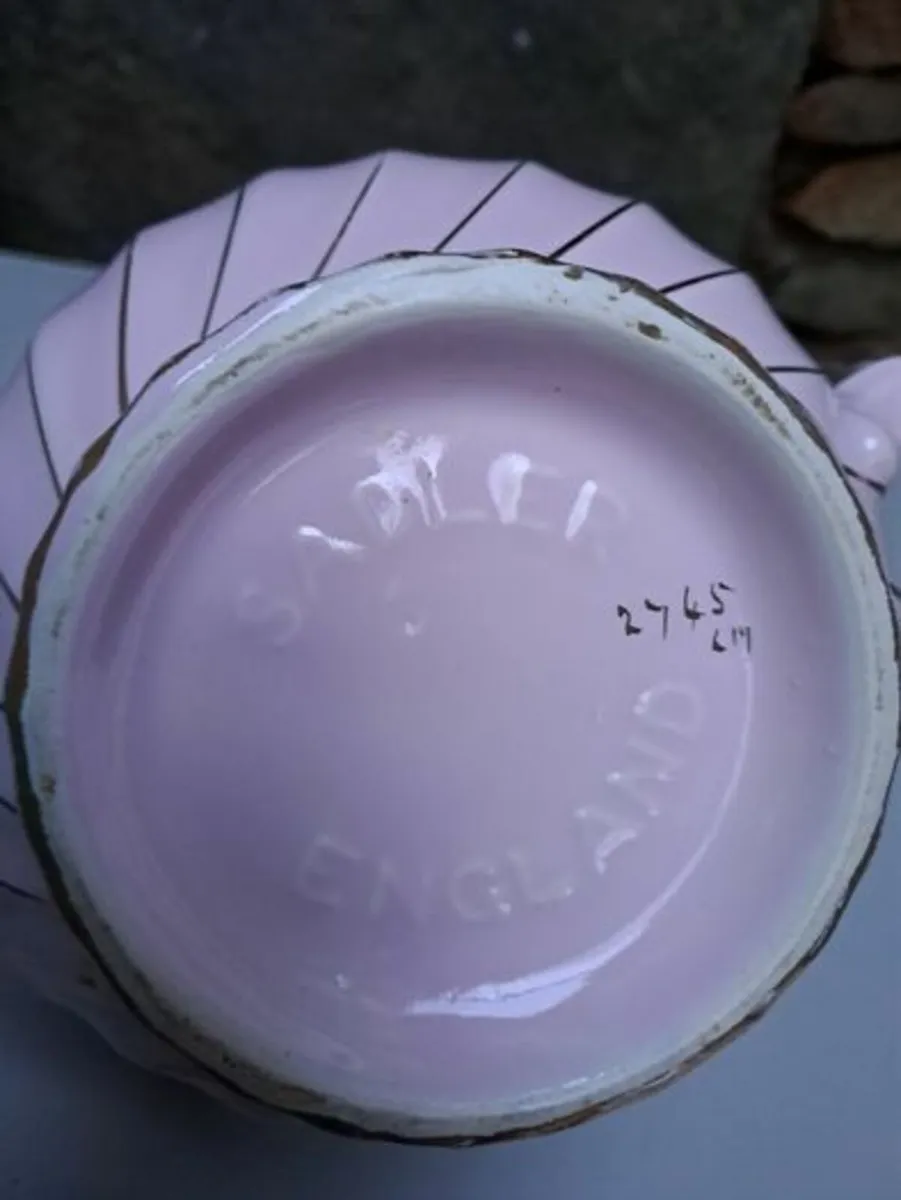 Pink & Gold Sadler teapot vintage - Image 4