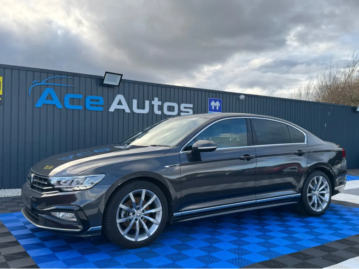 Volkswagen Passat R-LINE - 2.0L DIESEL - AUTO - 12 - Image 3