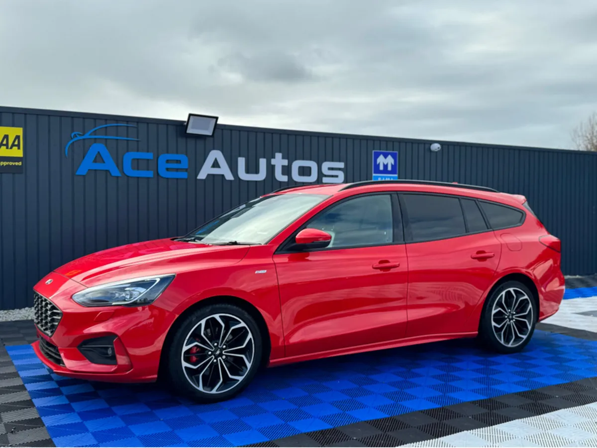 Ford Focus ST-LINE X - 1.5 DIESEL - MANUAL - 12M W - Image 3