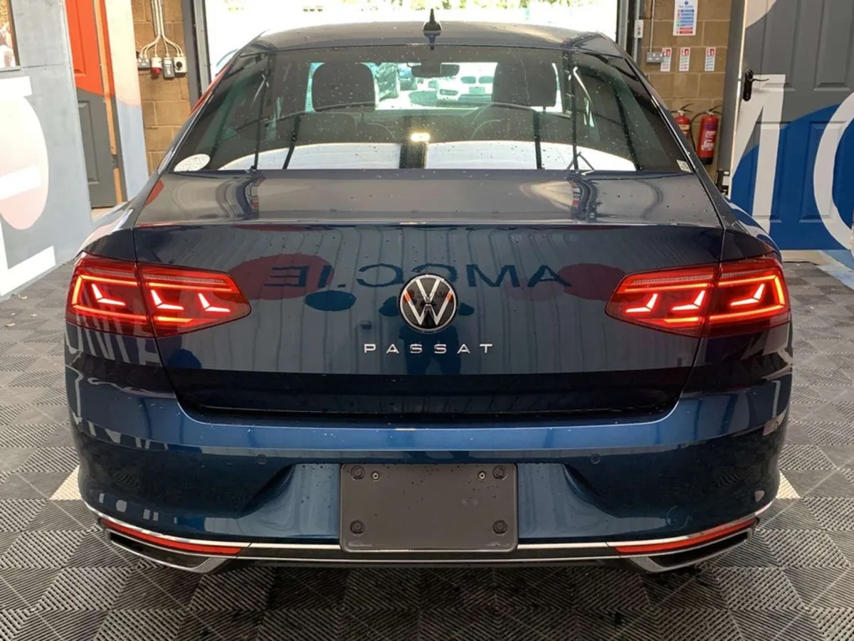 Volkswagen Passat Only  31950  2.0 TDI Elegance A - Image 3