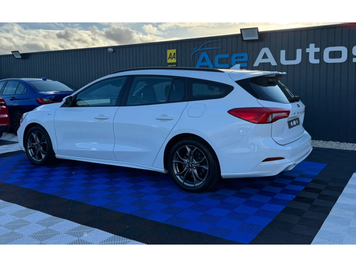 Ford Focus ST-LINE - 1.5 DIESEL - MANUAL - 12M WAR - Image 3