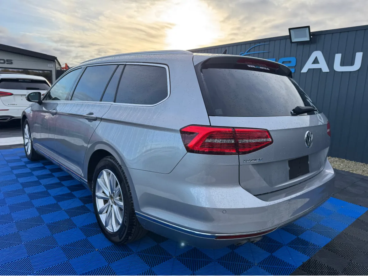 Volkswagen Passat **DEPOSIT TAKEN** HIGHLINE - 2.0 - Image 4