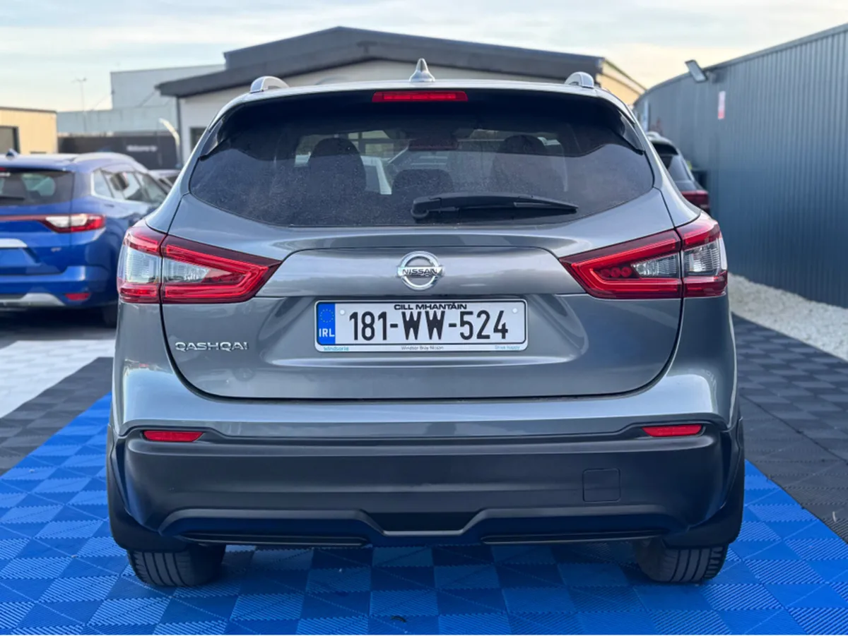 Nissan Qashqai SV - 1.5 DIESEL - MANUAL - 12M WARR - Image 4