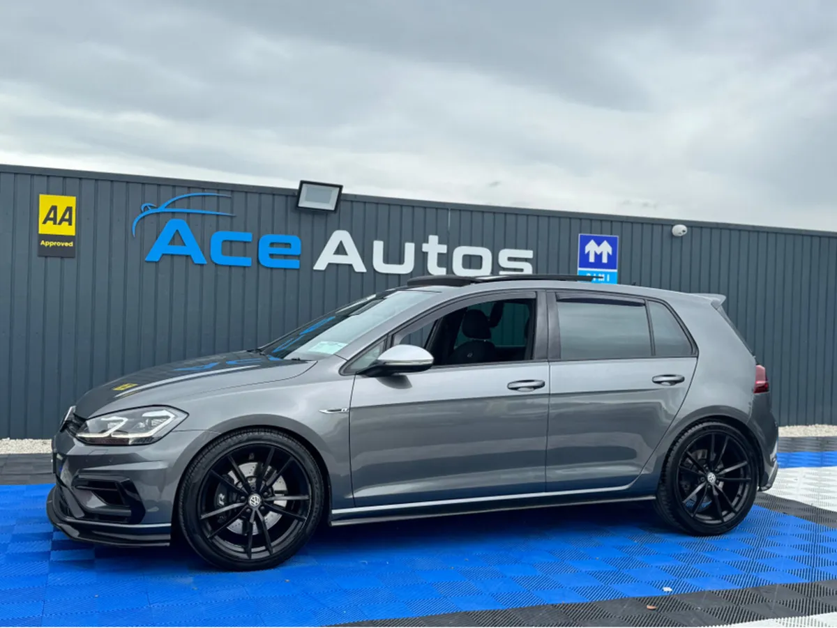 Volkswagen Golf ***DEPOSIT TAKEN*** R - 2.0L PETRO - Image 4