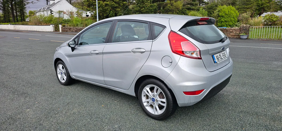 Ford Fiesta 1.5 TDCi Zetec 2016 - Image 4