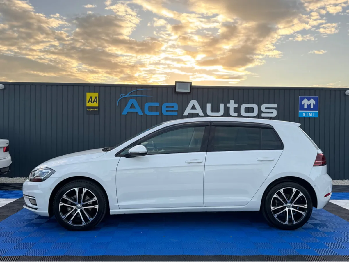 Volkswagen Golf PRO 2.0L DIESEL - AUTO - 12M WARRA - Image 4