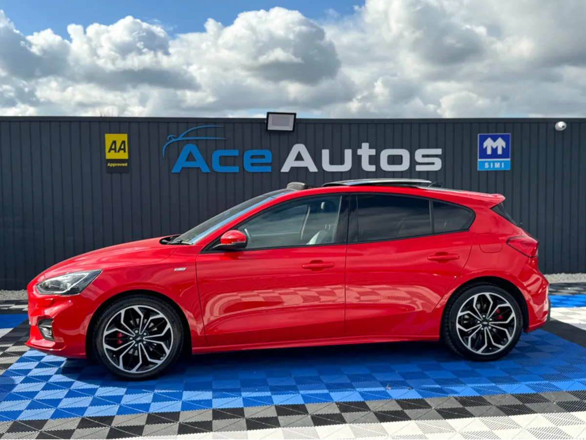 Ford Focus ST-LINE X - 1.5 PETROL - MANUAL - 12M W - Image 4