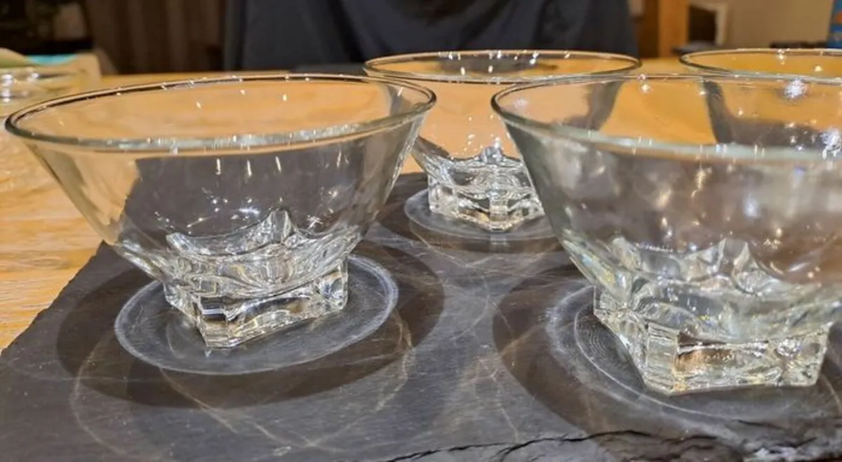 Glass dessert cups vintage - Image 2