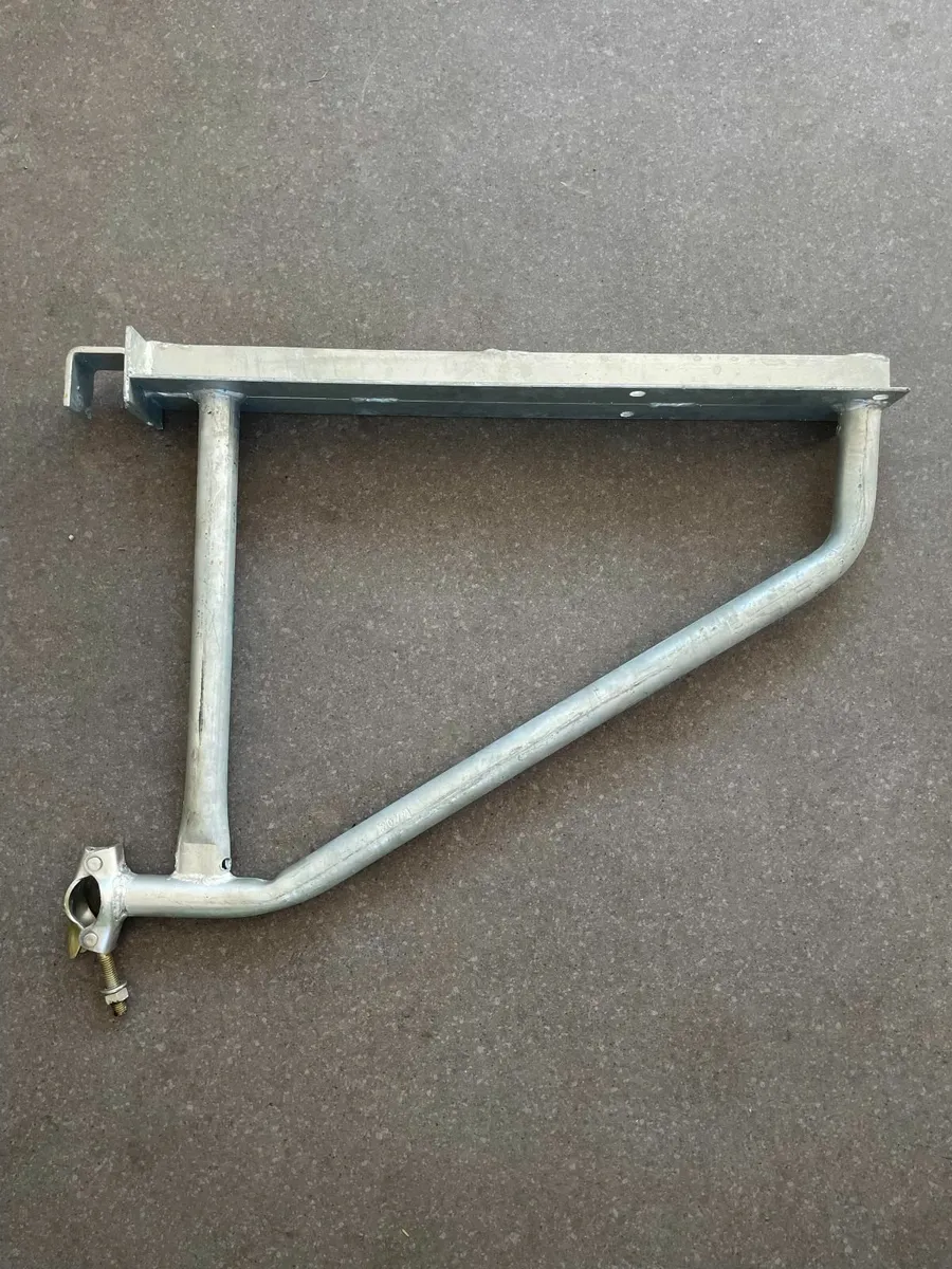 Sliding Brackets - Image 4