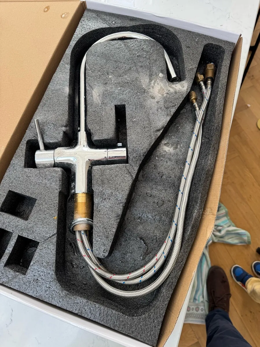 3 in 1 boiling water tap