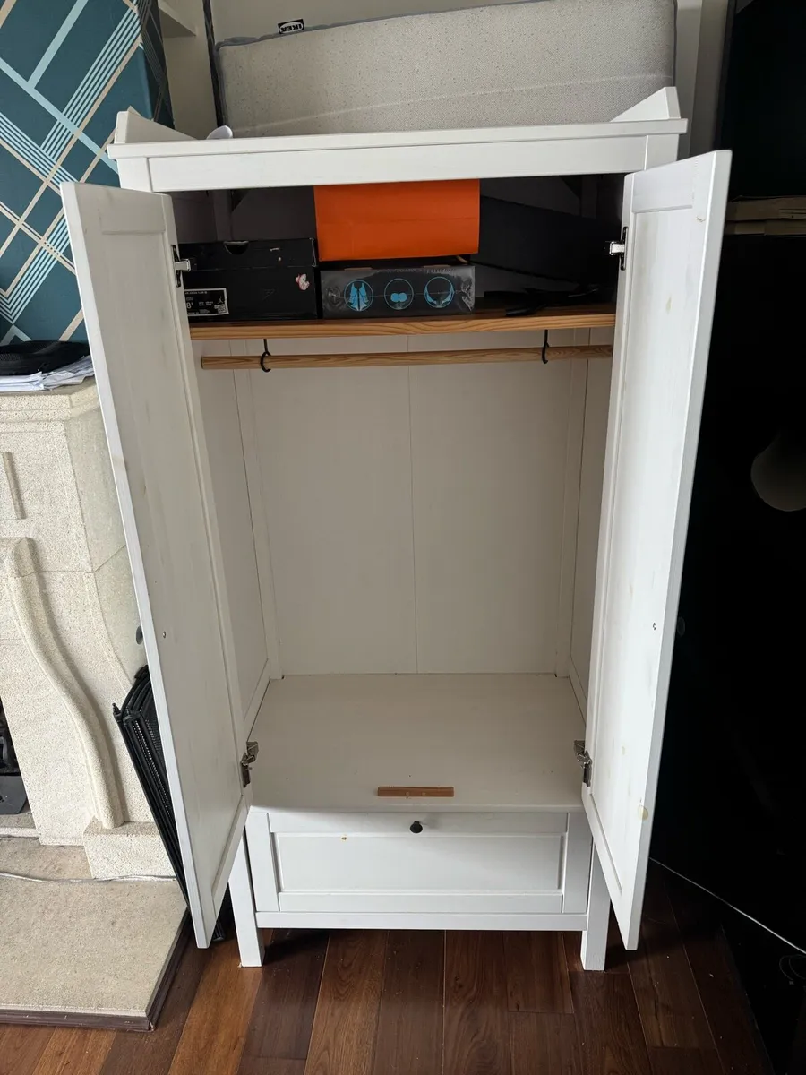 Wardrobe - Image 2