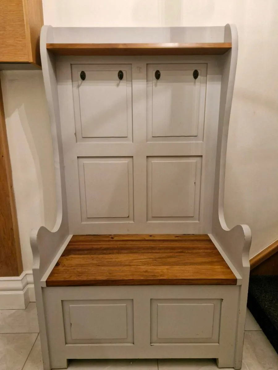 Hallway Storage Bench - Image 1