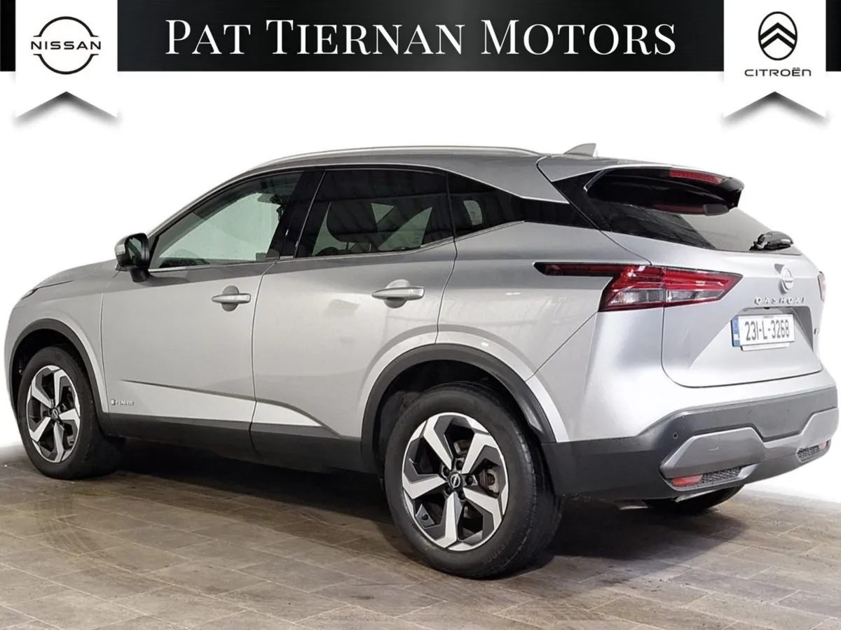 Nissan QASHQAI E-power SV Premium - Image 2