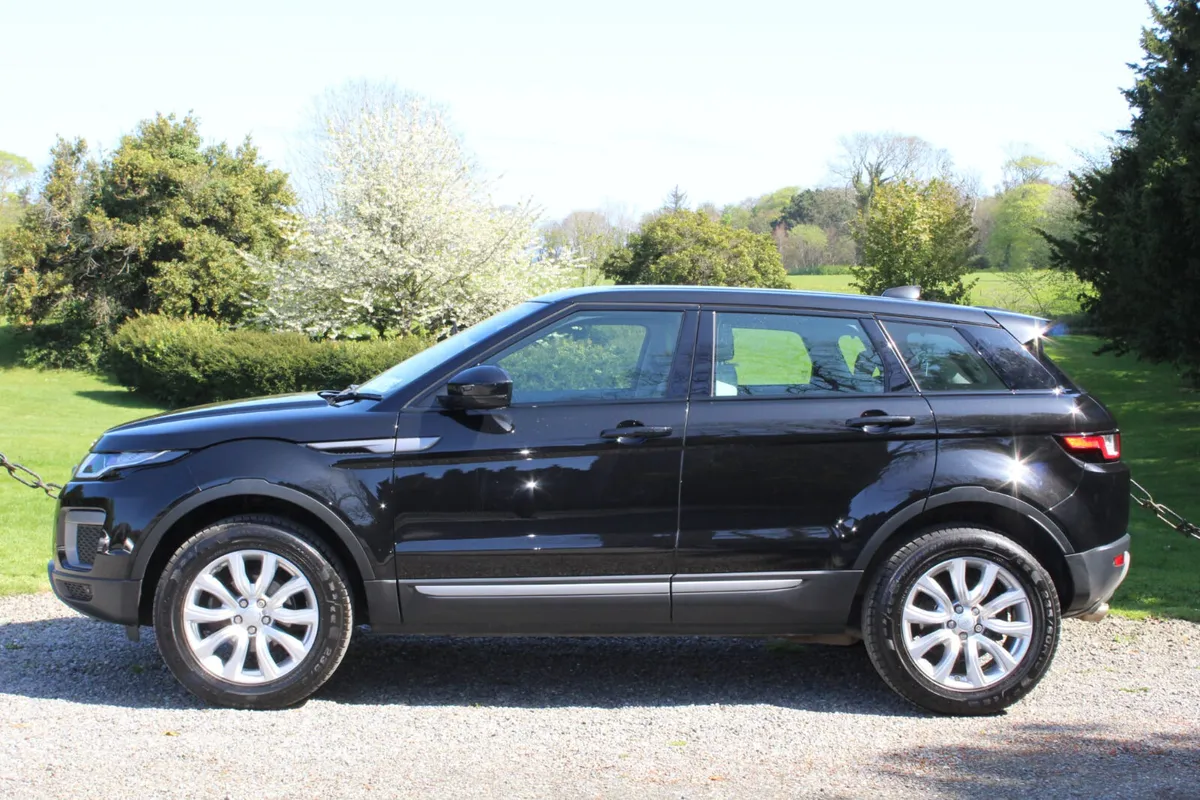 Land Rover Range Rover Evoque 2017 - Image 1