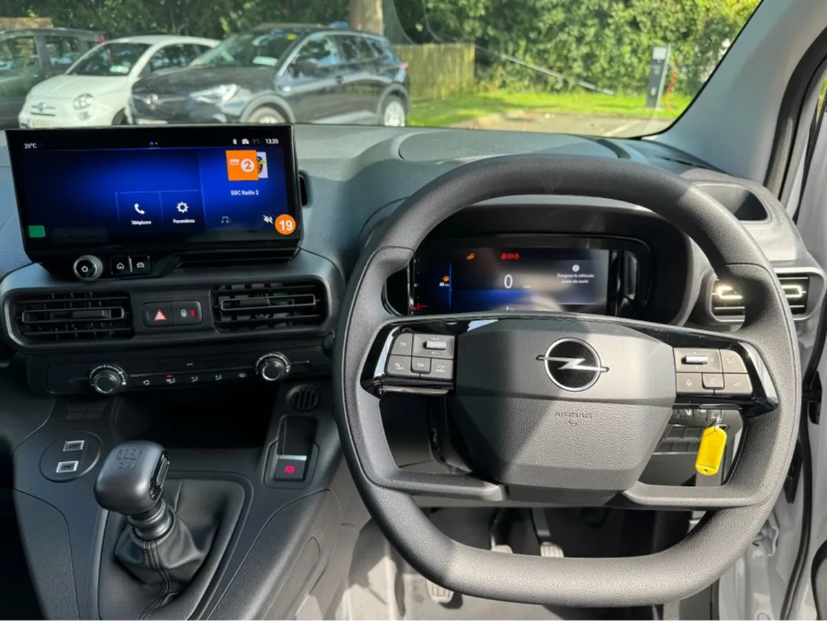 Opel Combo Komfort 1.5 L1h1 100PS - Image 4