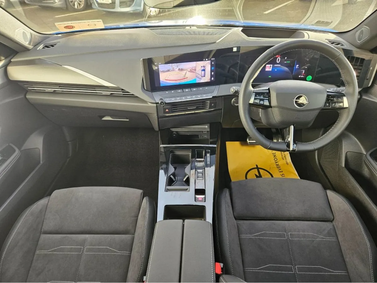 Opel Astra E GS 155PS - Image 2