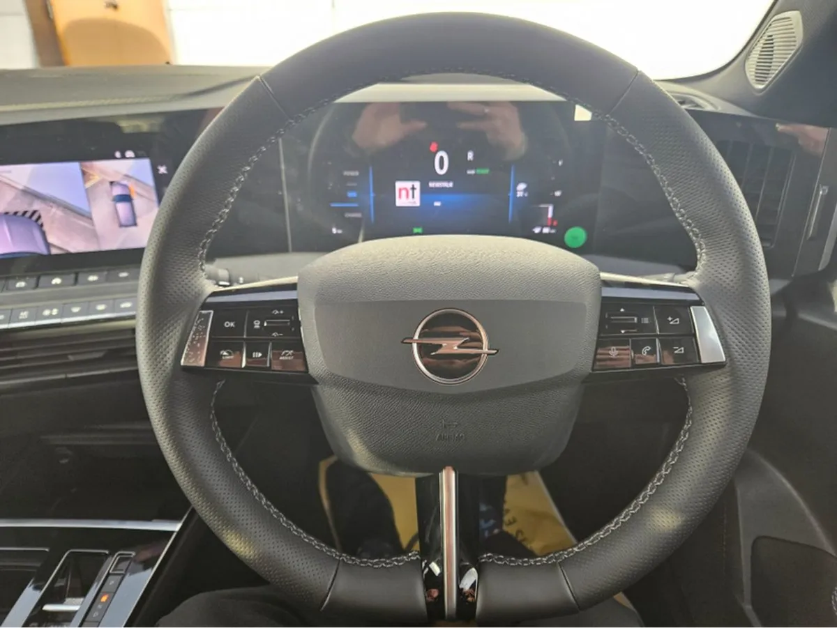 Opel Astra E GS 155PS - Image 4
