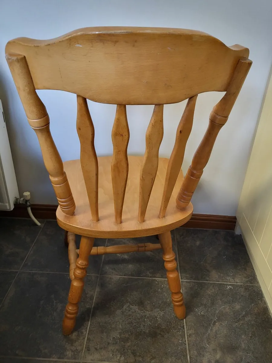 Dining room/kitchen table and chairs - Image 3