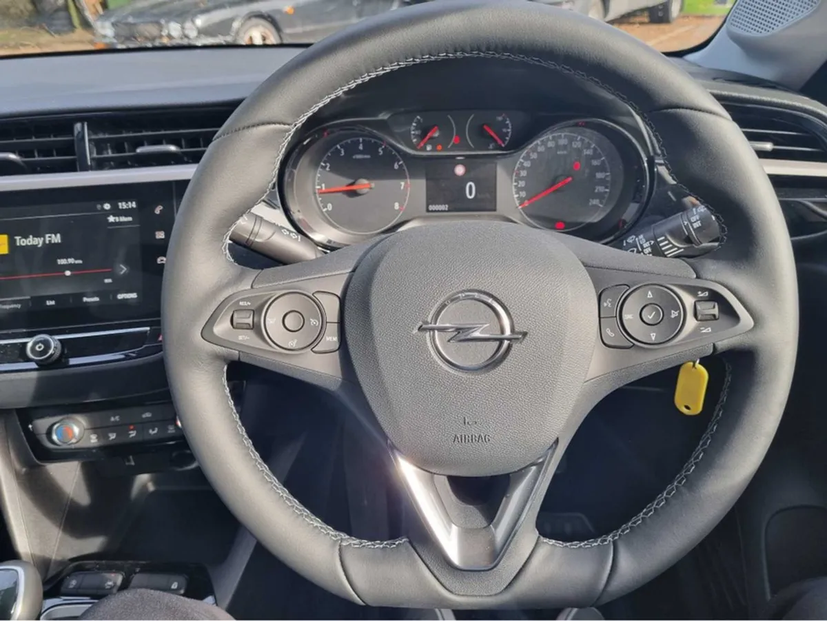Opel Corsa SC 1.2 75ps - Image 4