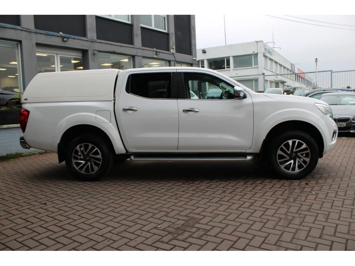 Nissan Navara 2.3 DCI N-CONNECTA DOUBLE CAB PICK-U - Image 3
