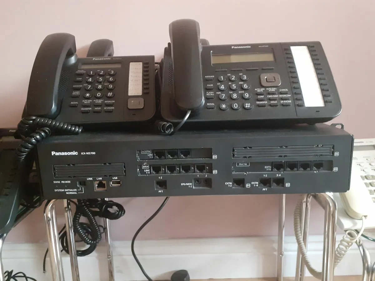 Panasonic KX-NS700  telephone system. - Image 2