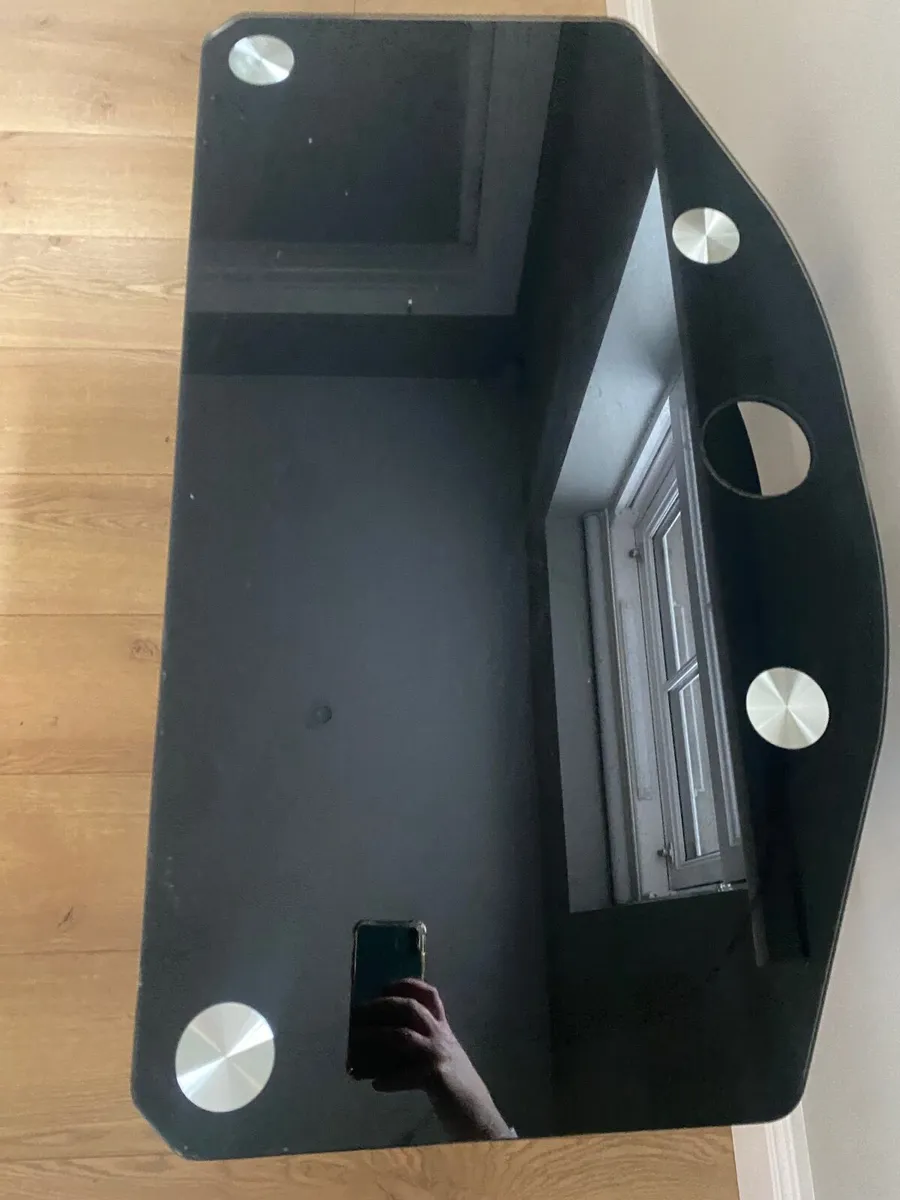 TV stand - Image 3
