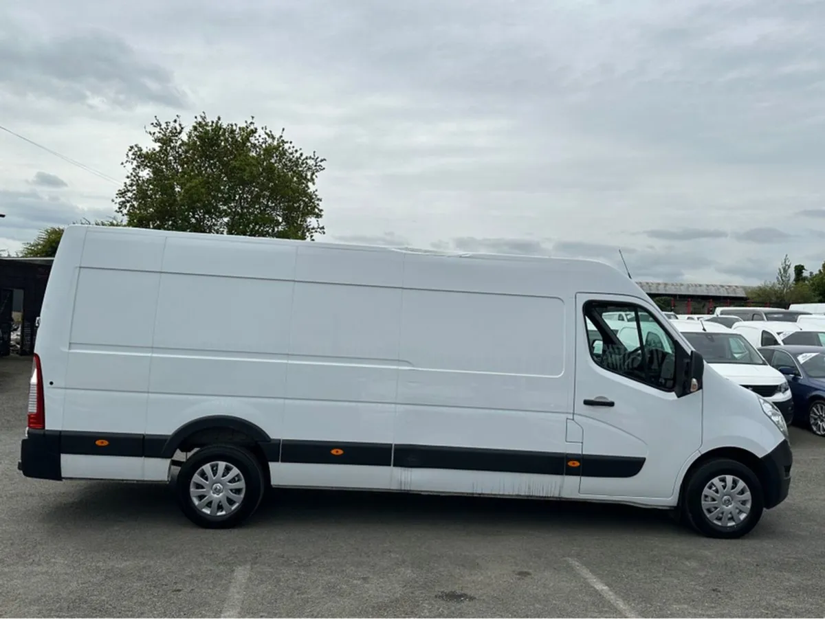 Renault Master RWD Lml35 DCI 130 Busin Business E - Image 4