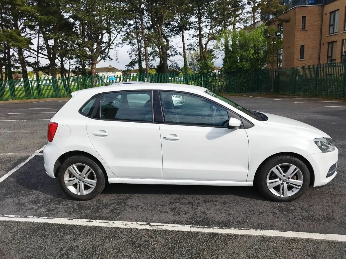 2017 Volkswagen Polo  TSI DSG AUTO - Image 3