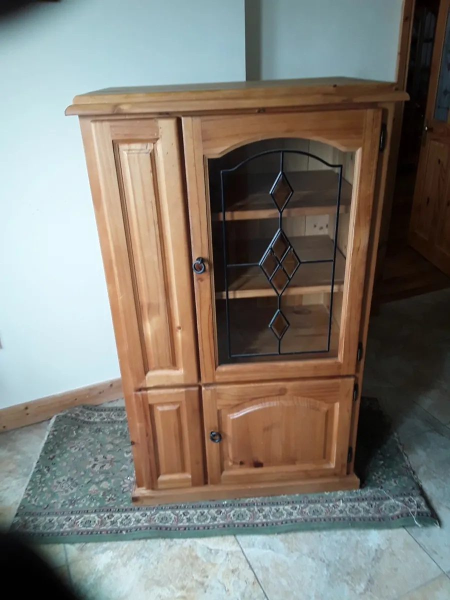 New condition solid Mexican pine unit plenty of st - Image 1
