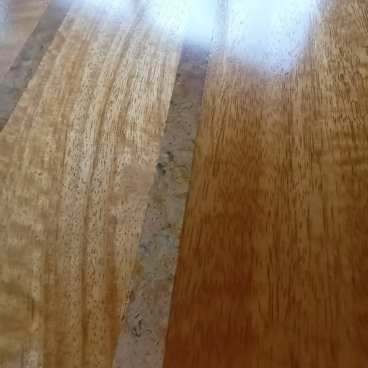 Extendable dining room table and chairs. - Image 4