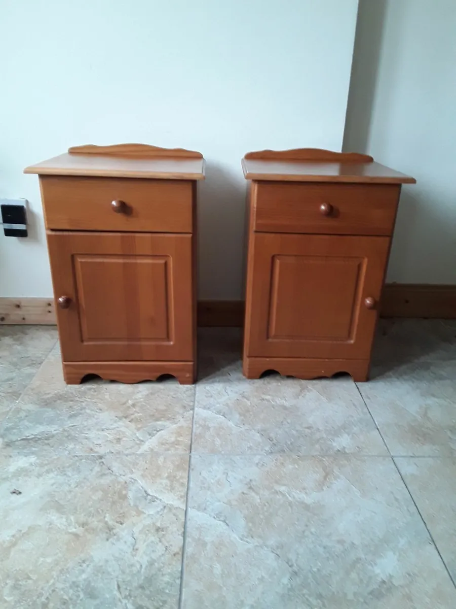 Two identical lockers as new solid pine - Image 1