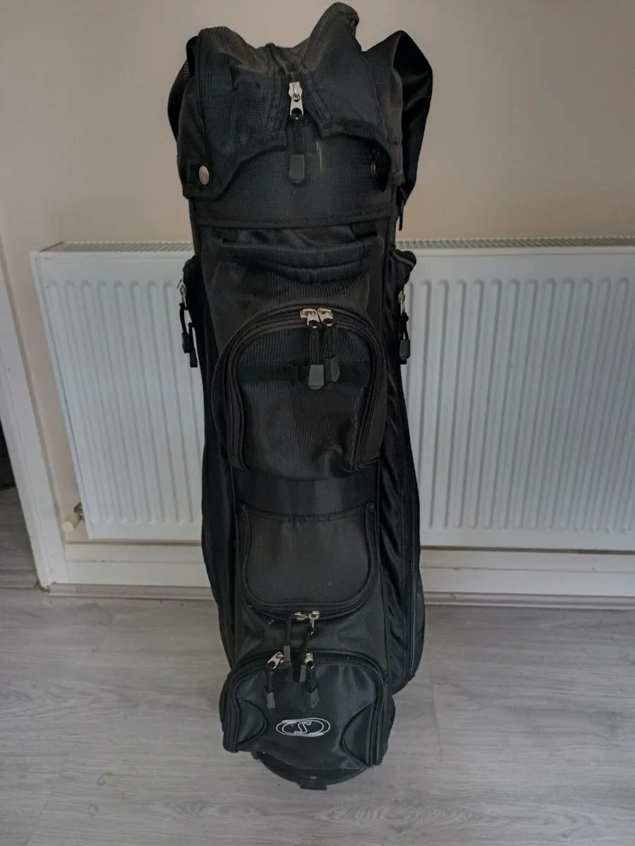 Spalding golf bag. - Image 2