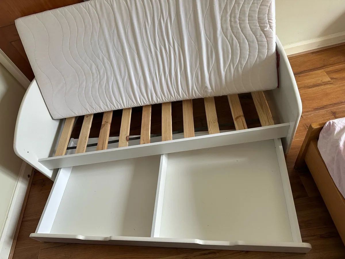 Bed for girl - Image 4