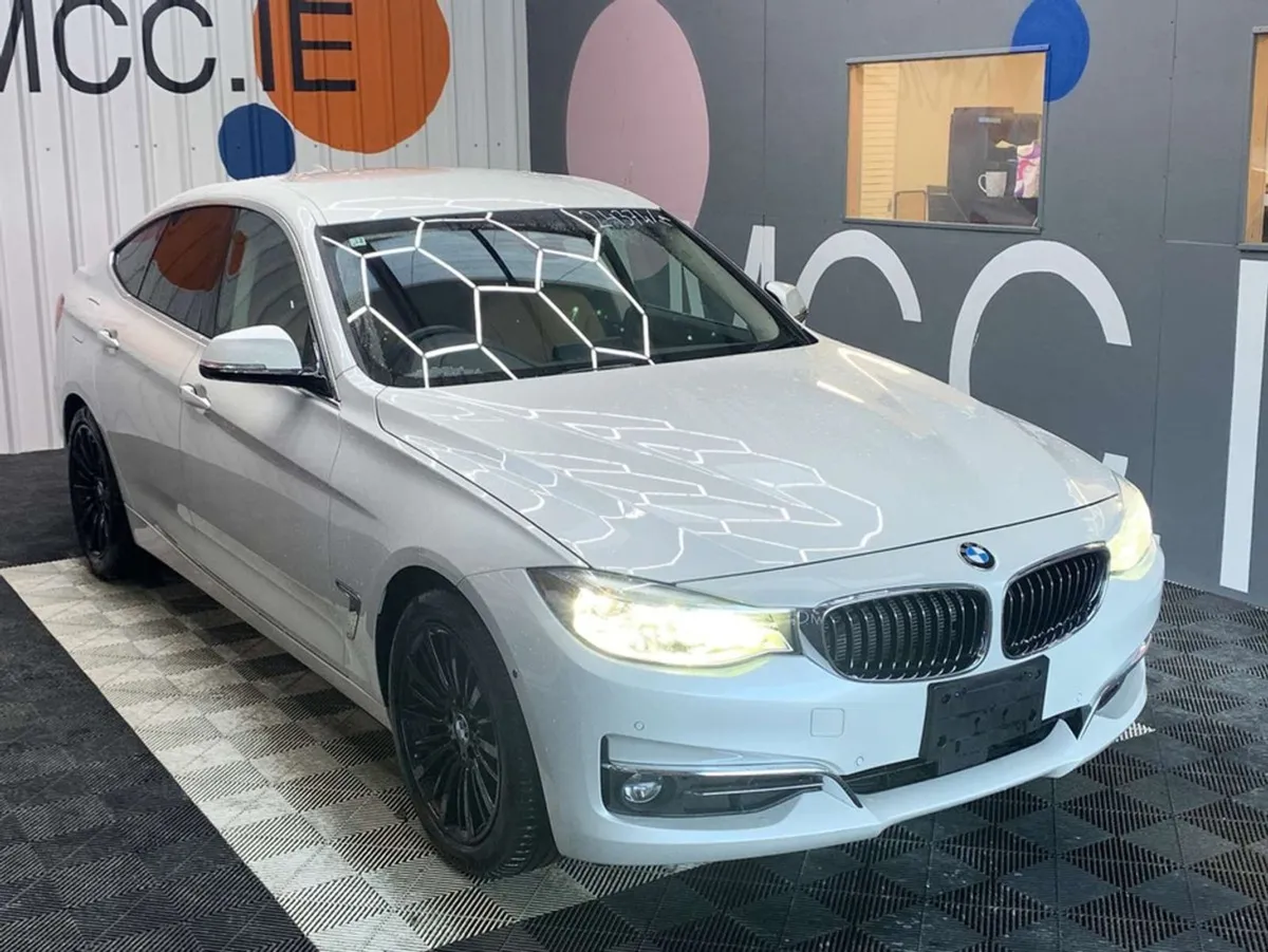 BMW 3 Series BMW 3 Series 320D GT X-drive / Beige - Image 1