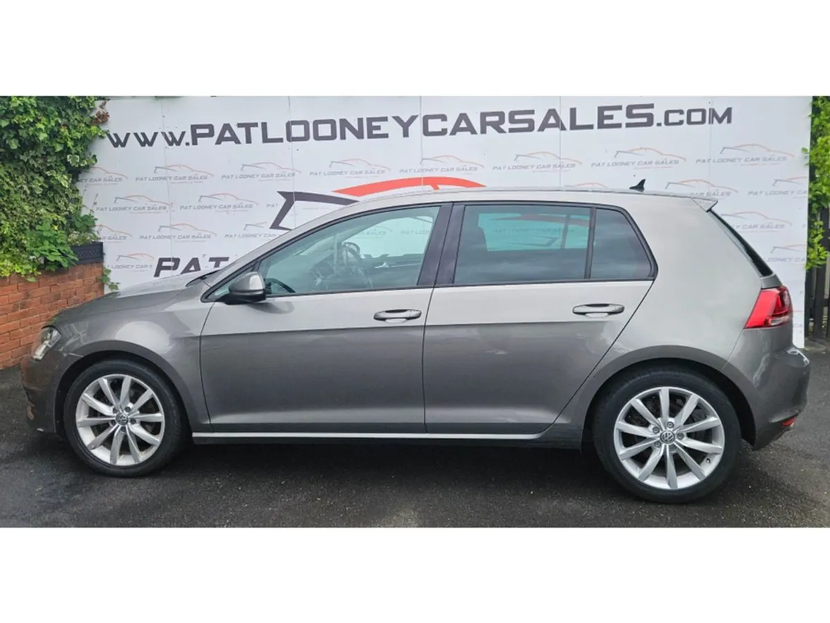 Volkswagen Golf Highline 1.6 TDI Manual 5speed 5D - Image 4