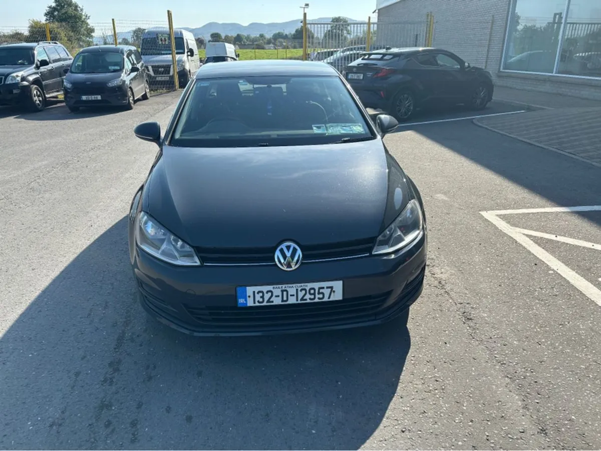 Volkswagen Golf Trendline 1.6 TDI Manual 5speed 9 - Image 3