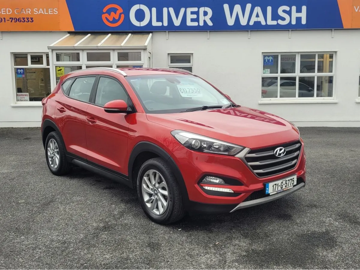 Hyundai Tucson 1.7 SE NAV BLD 116PS 5DR - Image 1