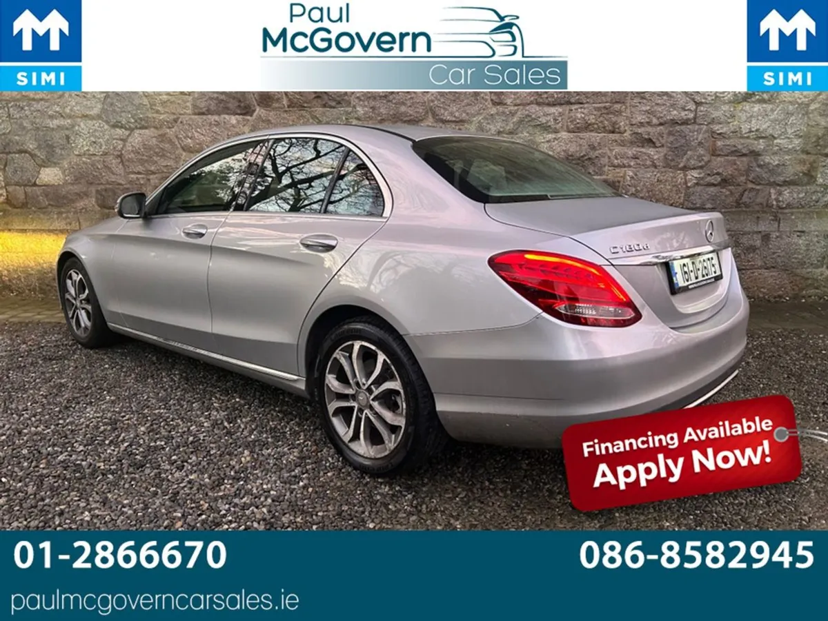 Mercedes-Benz C-Class 180 D 4 Door 6 Speed Manual - Image 3