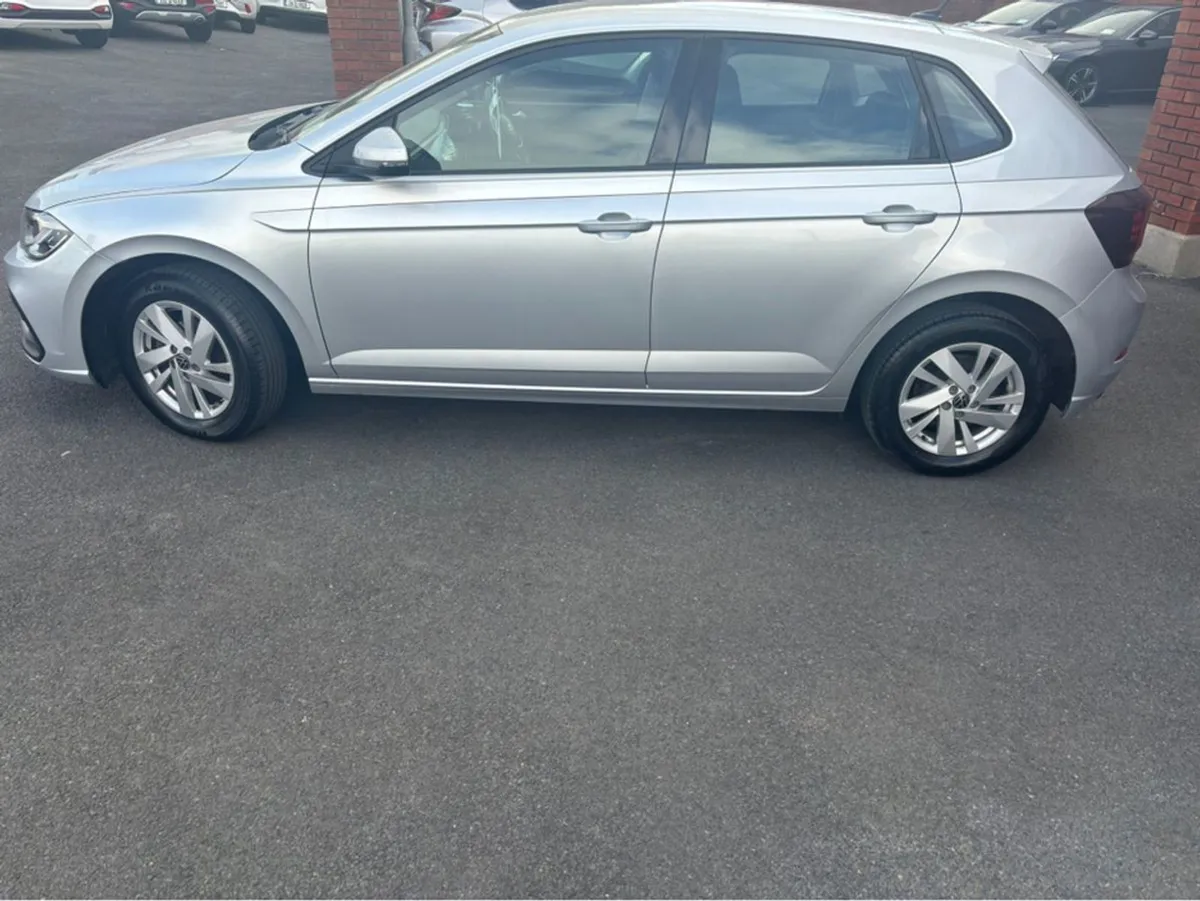 Volkswagen Polo Life 1.0 TSI 95bhp Manual 5speed - Image 3