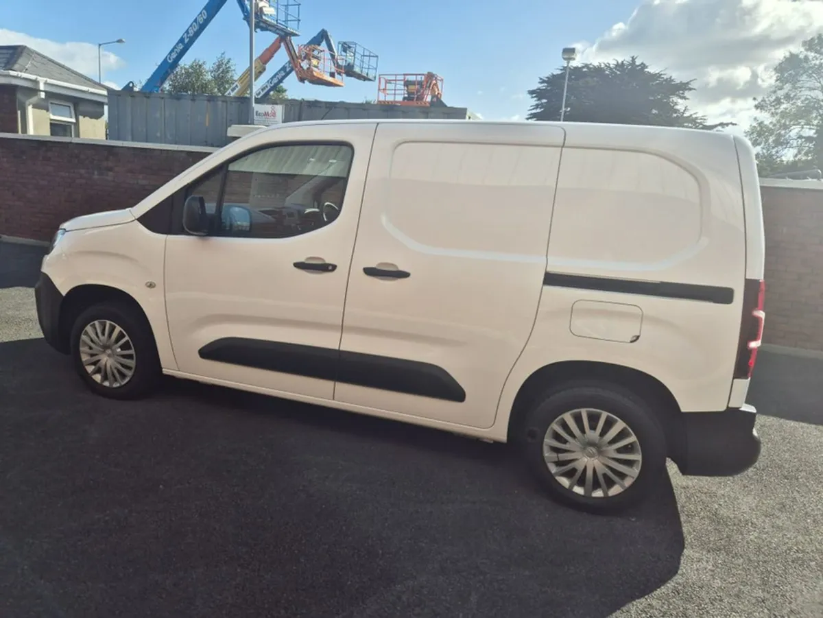 Citroen Berlingo LX 1.5 Bluehdi 75 S S 650KG M - Image 3