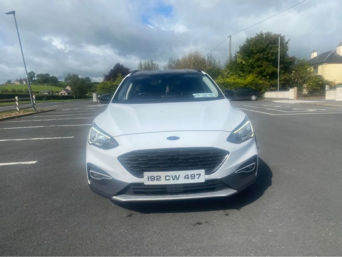 Ford Focus Active 1.5 Tdci 120PS M6 5W 4DR - Image 3