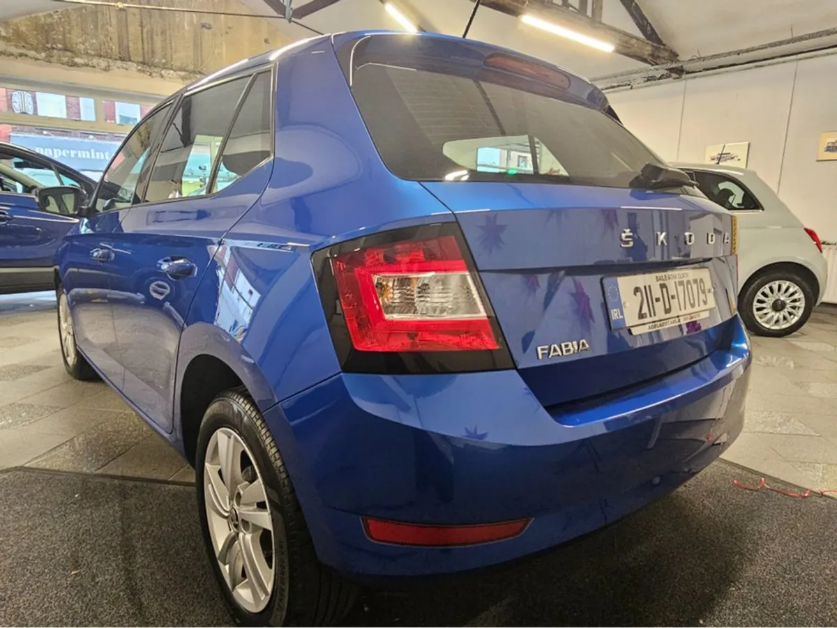 Skoda Fabia Deposit Taken Ambition 1.0 MPI 60hp 4 - Image 4