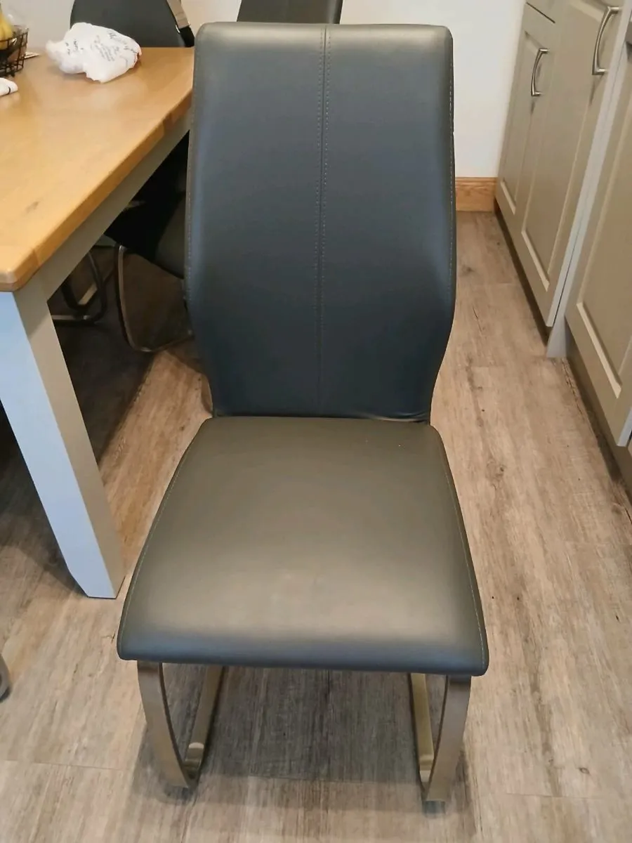 Dining table  chairs - Image 3