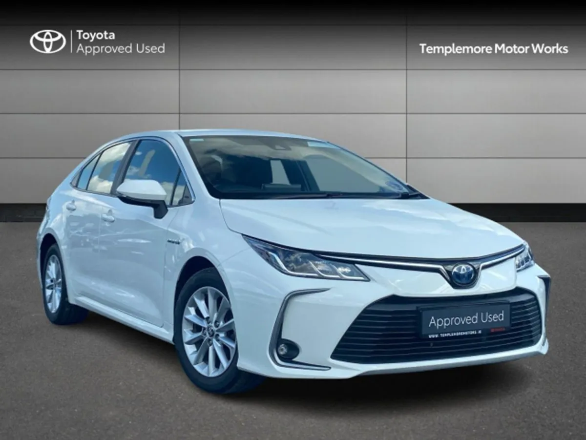 Toyota Corolla HYB Luna Saloon 4DR Auto Hybrid - Image 1