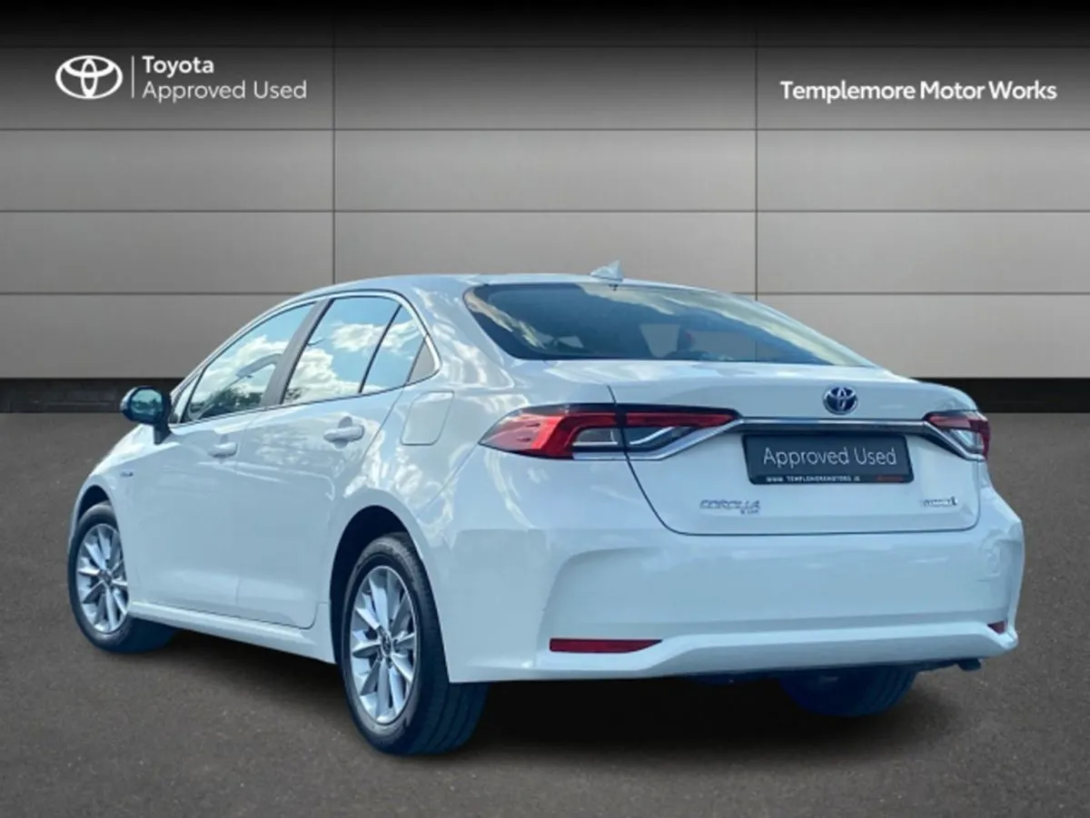 Toyota Corolla HYB Luna Saloon 4DR Auto Hybrid - Image 2