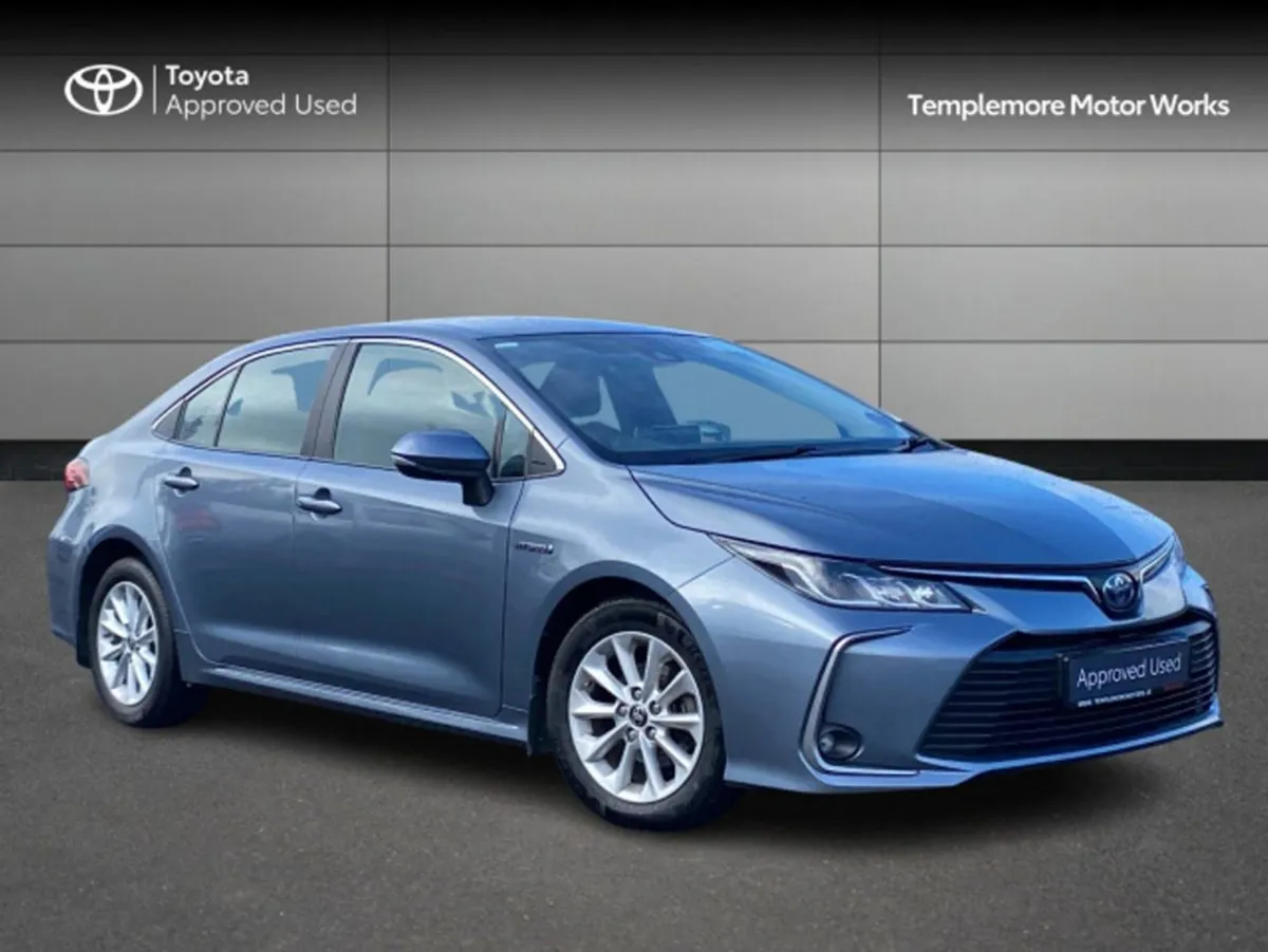 Toyota Corolla HYB Luna Saloon 4DR Auto - Image 1