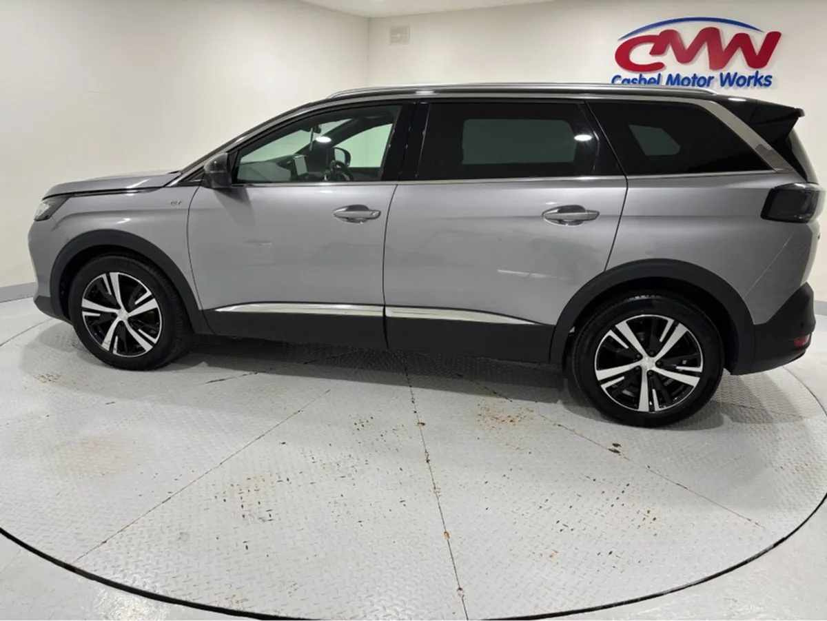 Peugeot 5008 GT Line 1.5bluehdi 130BHP 7 Seats 12 - Image 4