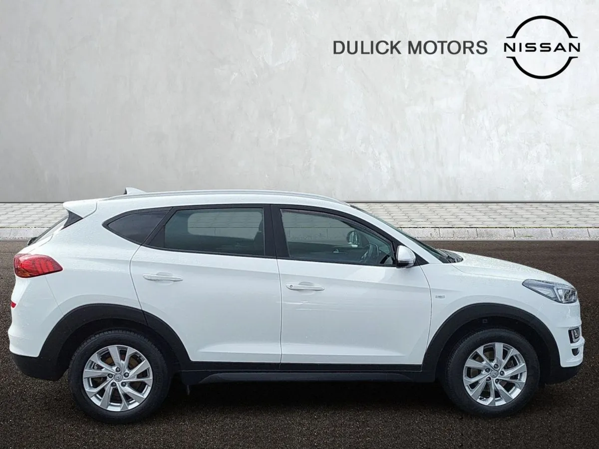 Hyundai Tucson 2WD Executive N-line - Image 3